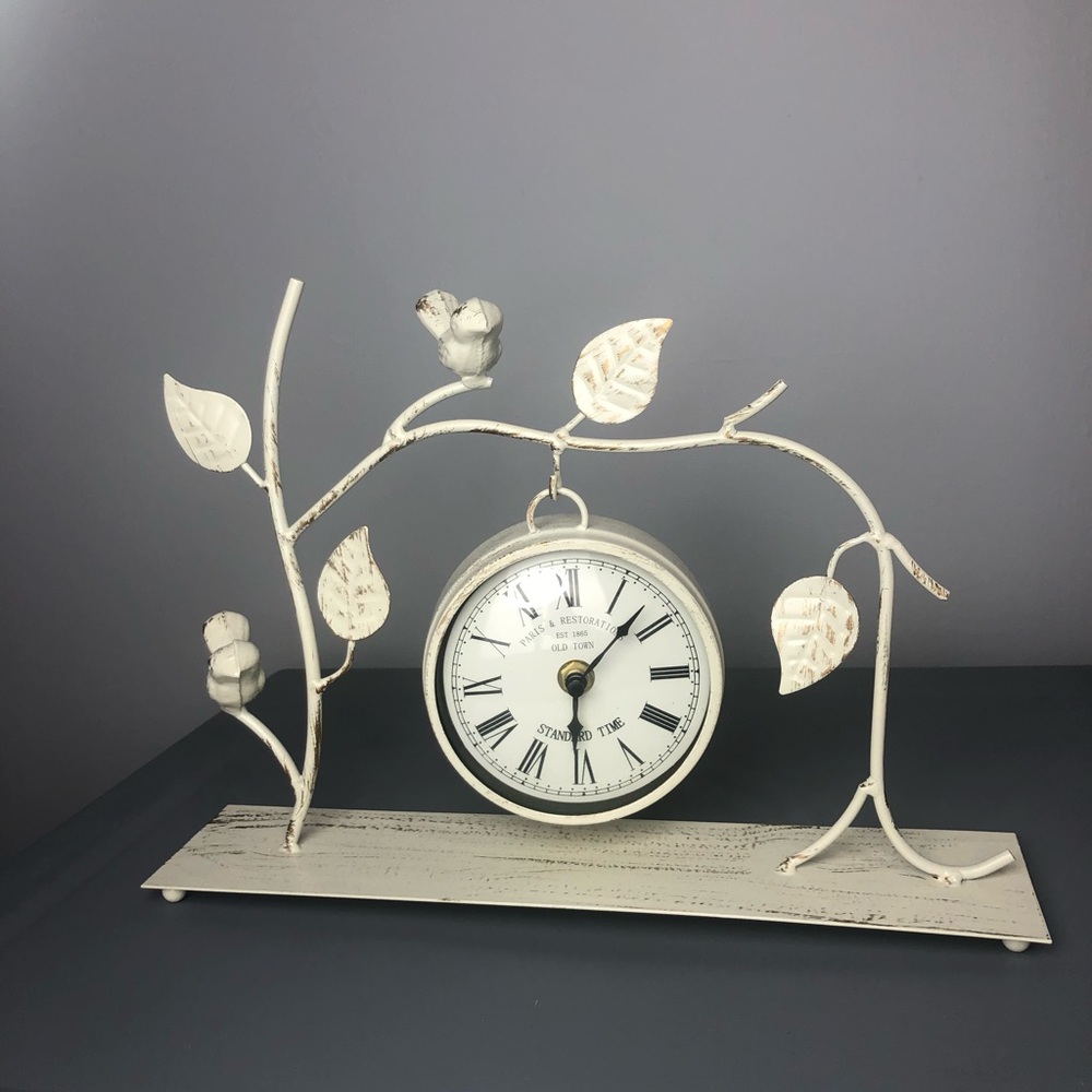 Metal Birds On a Branch Clock